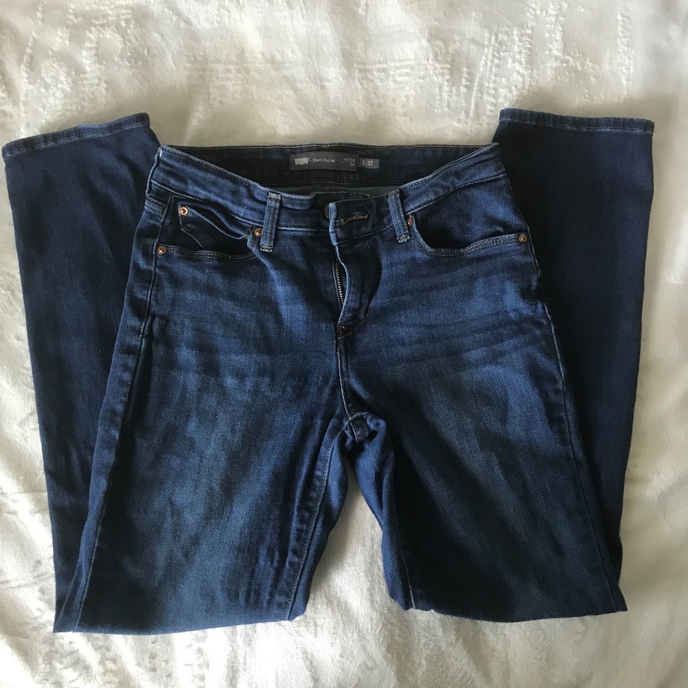 Levi Demi-curve jeans